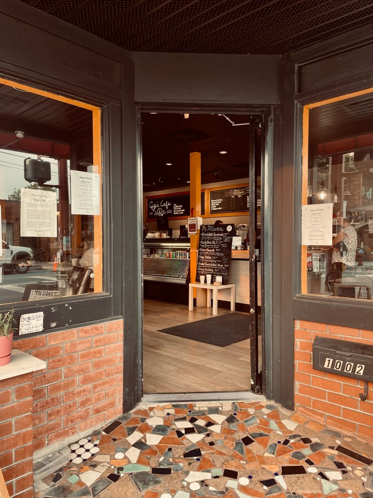 Gigi’s Cafe, Victoria, British Columbia. Photo by author Sonia Nicholson. 